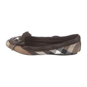 Vintage Burberry ballet flats. Size 41